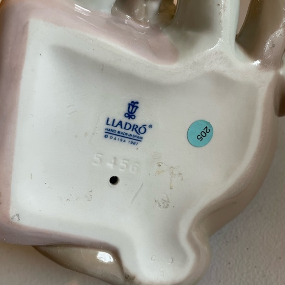 Lladro, porcelain figurine, New Playmates #5456 - Picture 3 of 3